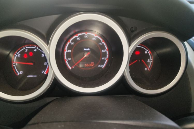 Changan CX20 2016 car image #13