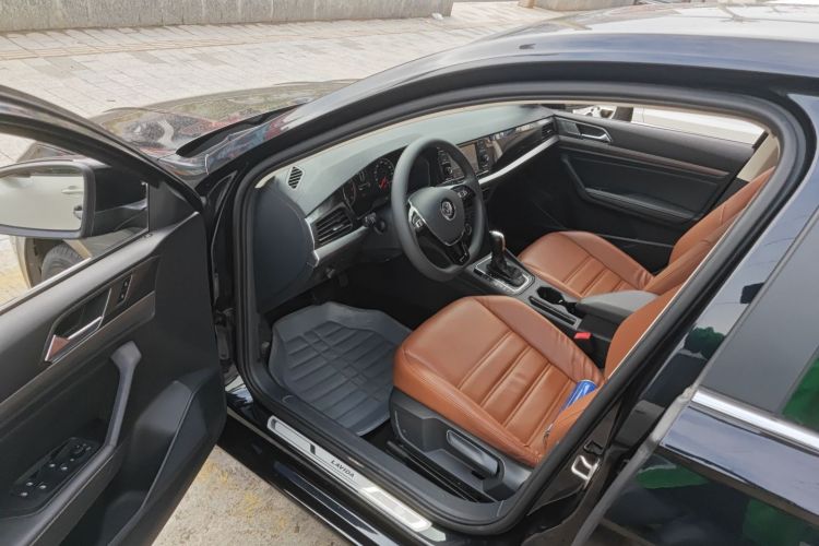 Volkswagen Lavida 2018 car image #13