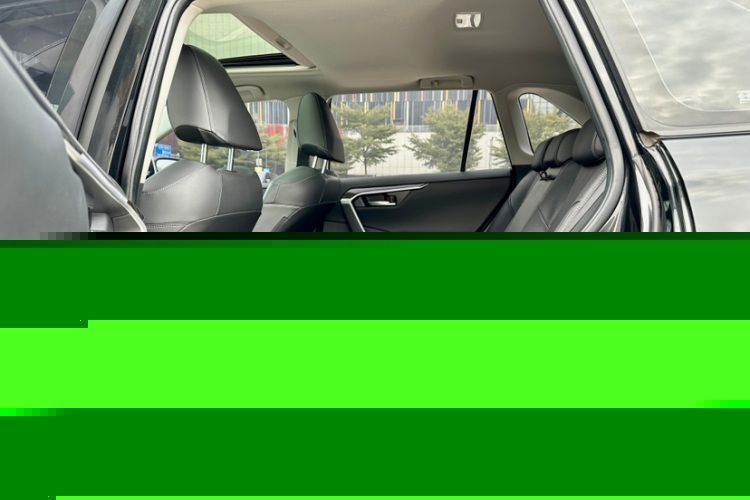 Toyota RAV4 2022 image de voiture #13