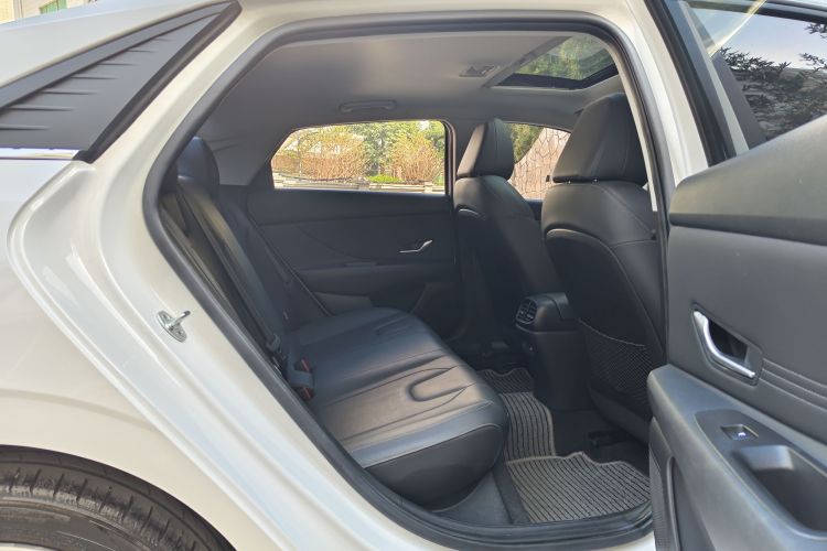 现代 伊兰特 2021 汽车图片 #13