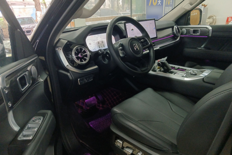 Tank 400 New Energy 2024 #13 Tank 400 New Energy 2024 car image #13