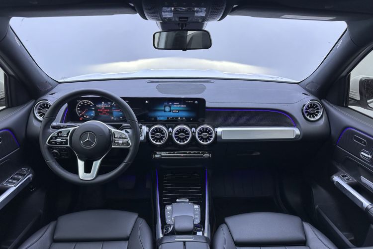 Mercedes-Benz EQB Class 2024 car image #13