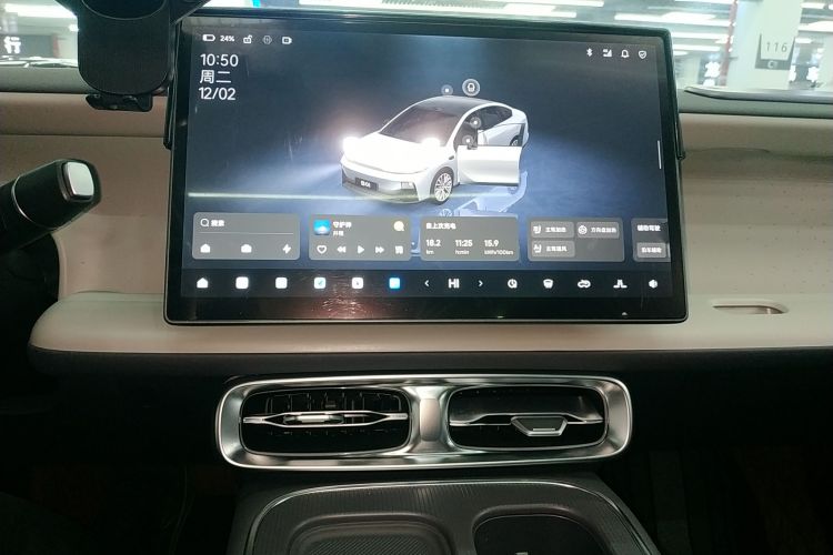 零跑汽车 零跑B01 2025 汽车图片 #13