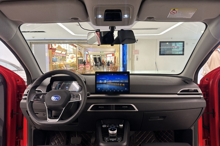 BYD e2 2020 изображение автомобиля #13