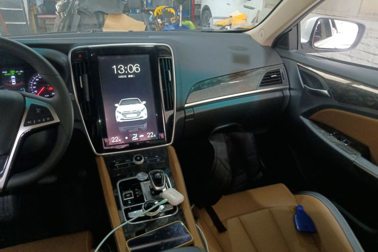 BYD Qin New Energy 2018 car image #13