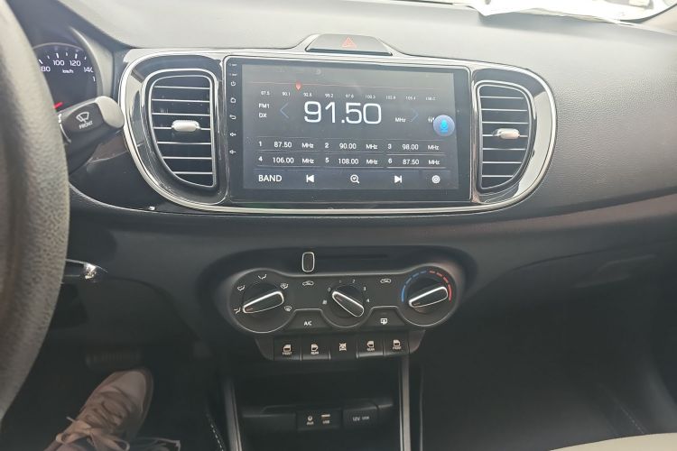 起亚 焕驰 2018 汽车图片 #13