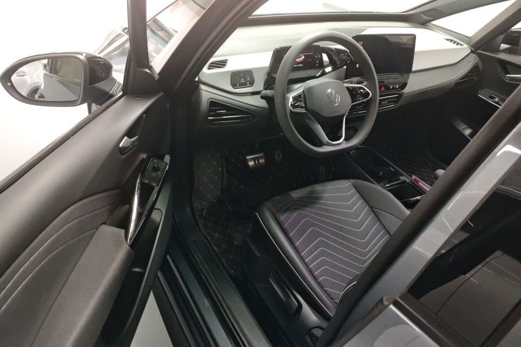 Volkswagen ID.3 2024 car image #13