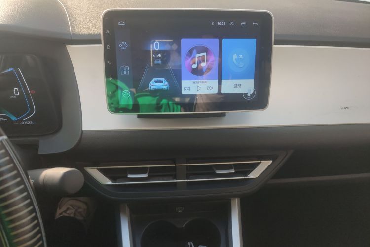 BYD e1 2019 car image #13