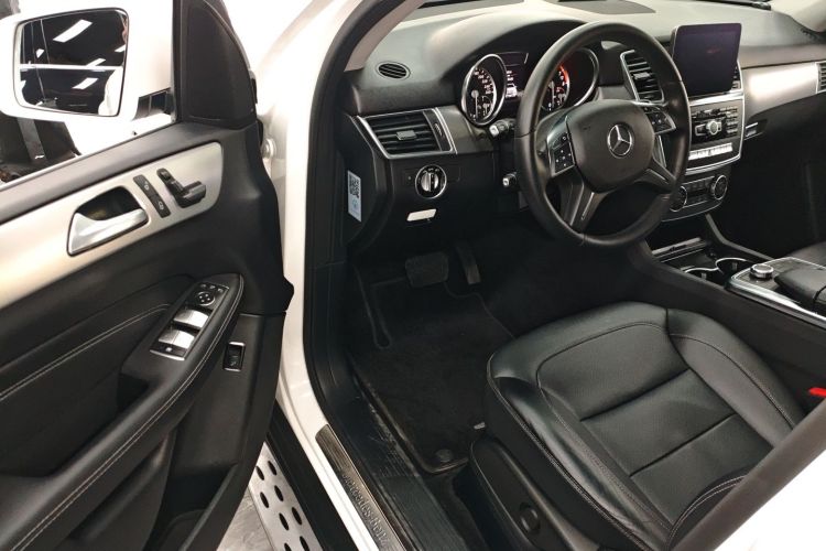 Mercedes-Benz M Class 2015 #13 Mercedes-Benz M Class 2015 car image #13