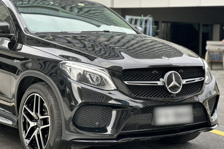 Mercedes-Benz GLE Coupe AMG 2017 #13 Mercedes-Benz GLE Coupe AMG 2017 car image #13