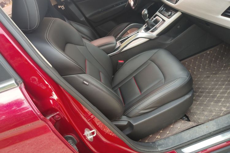 GEELY Boyue 2018 car image #13