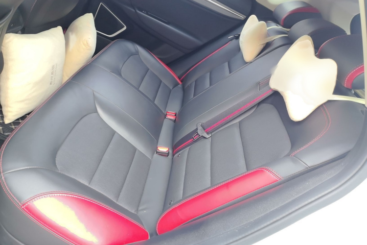 GEELY Emgrand GS 2021 car image #13