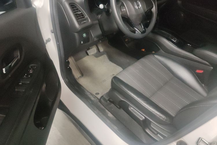 Honda VEZEL 2018 car image #13