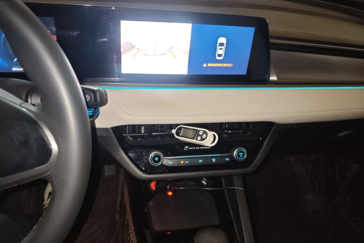 Ford Escort 2021 car image #13