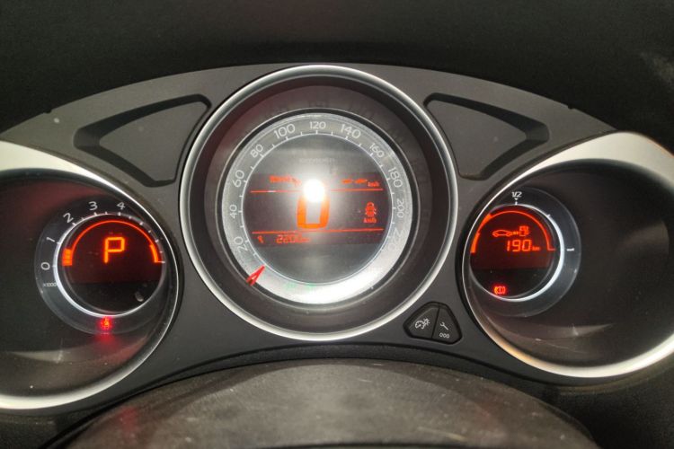 雪铁龙 雪铁龙C4L 2014 汽车图片 #13