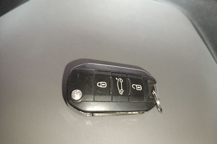 Citroen C5 AIRCROSS 2017 car image #13