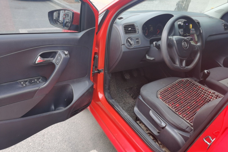 Polo 2015 #13 Polo 2015 car image #13