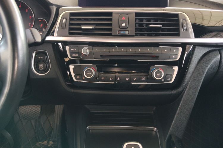 BMW 3 Series 2019 #13 BMW 3 Series 2019 image de voiture #13