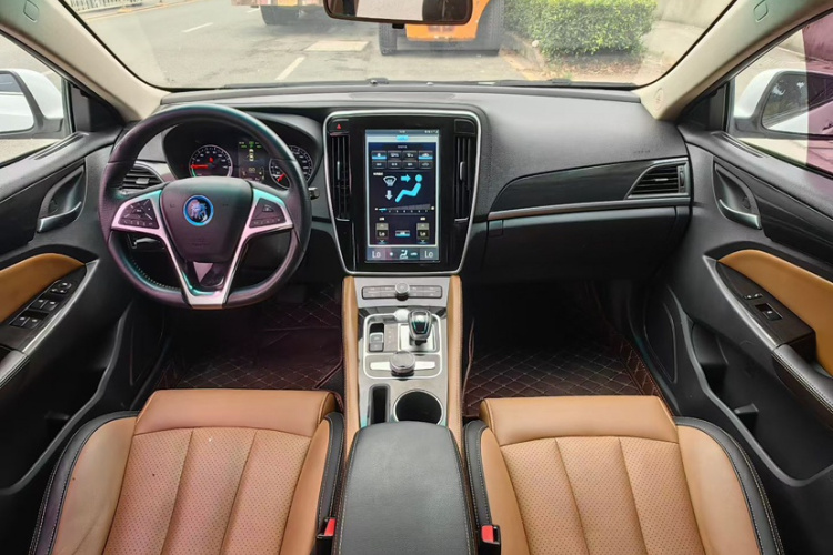 BYD Qin New Energy 2018 car image #13