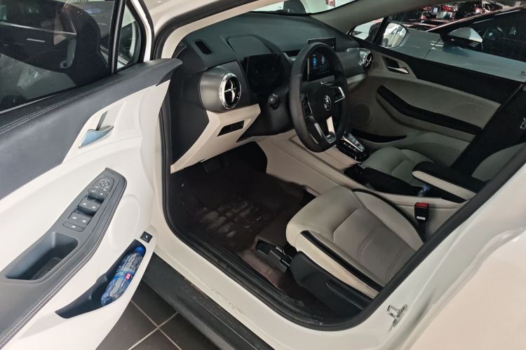 BYD Yuan Pro 2021 car image #13