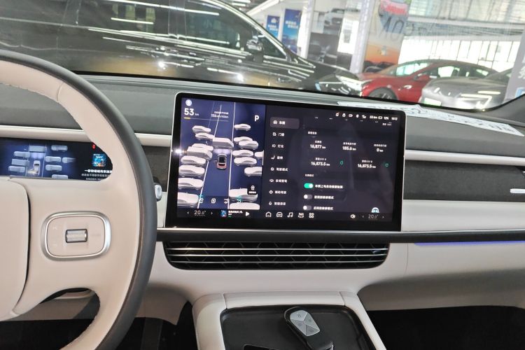 Xpeng G6 2023 immagine di auto #13