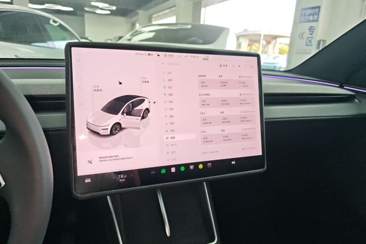 特斯拉 Model Y L 2025 汽车图片 #13