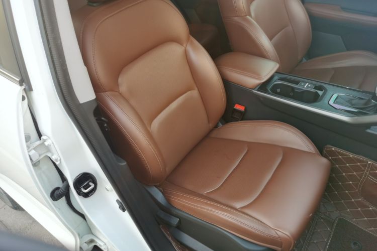 GEELY Vision X6 2022 car image #13