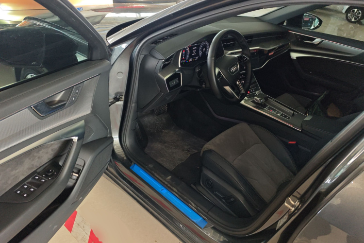 Audi A6L New Energy 2020 car image #13