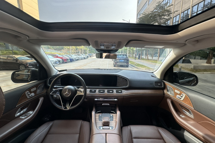 Mercedes-Benz GLE Class New Energy 2023 car image #13