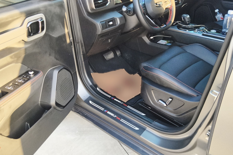 GEELY Cowboy 2025 car image #13