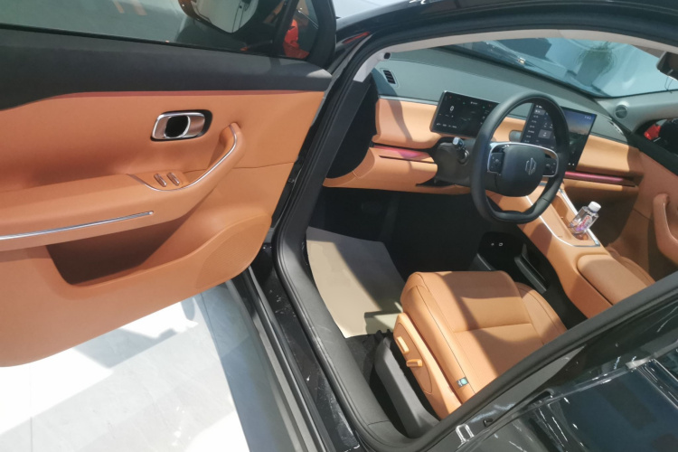 Leapmotor C16 2025 car image #13