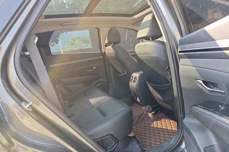 Hyundai Tucson 2022 car image #13