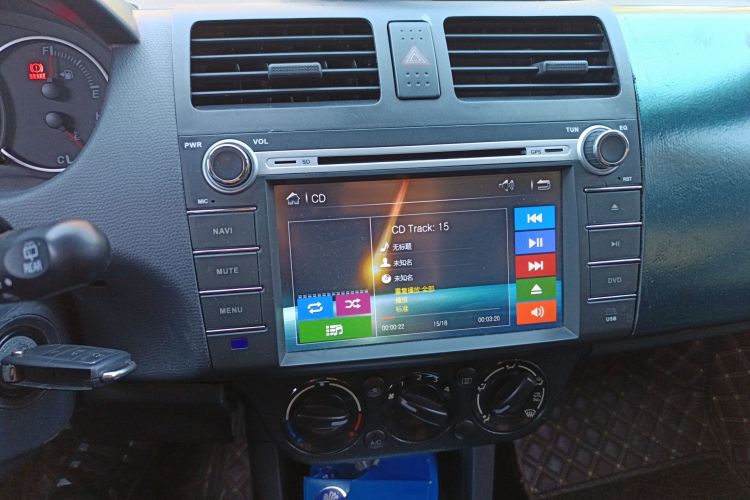Suzuki Swift 2017 car image #13
