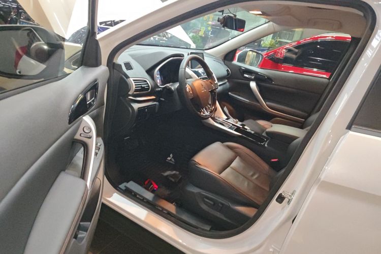 劳斯莱斯 奕歌 2019 #13 劳斯莱斯 奕歌 2019 汽车图片 #13