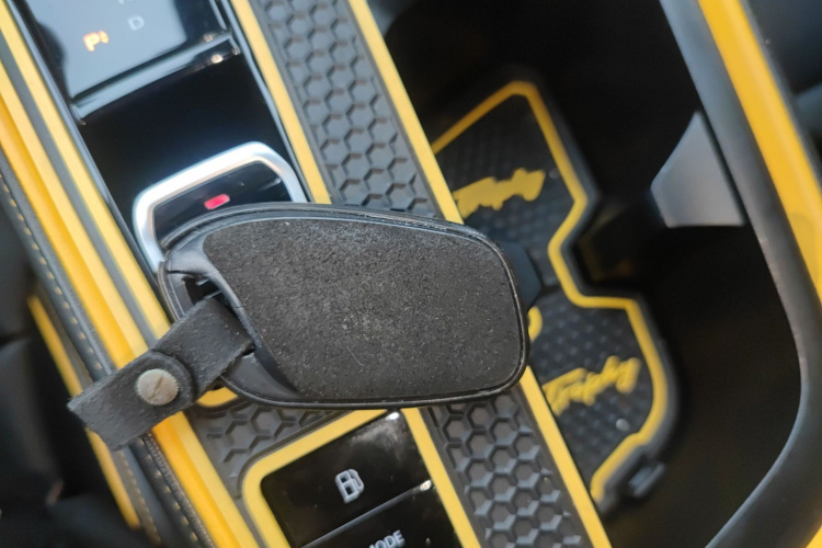 MG 6 New Energy 2020 car image #13