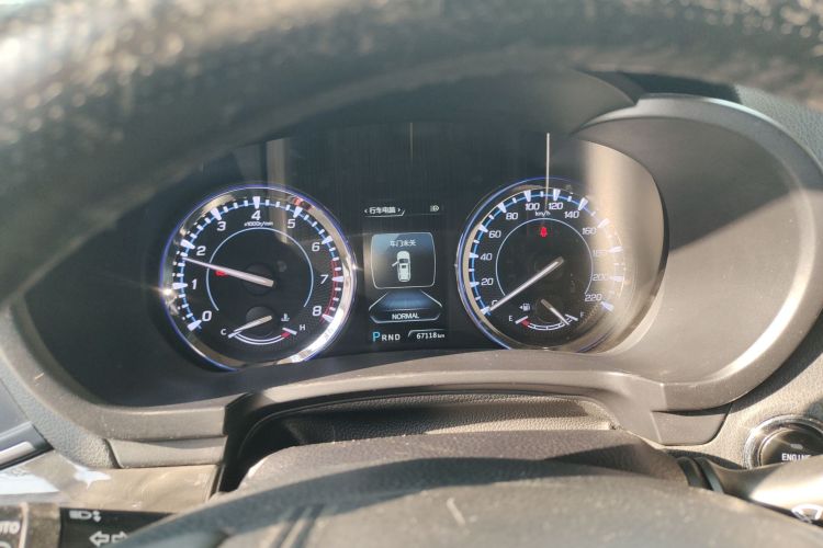 Changan CS95 2017 car image #13