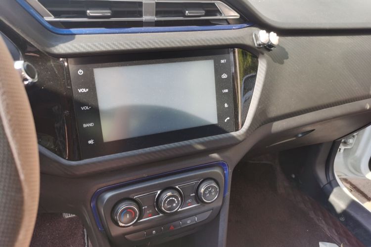 Tiggo 3x 2017 imagen de coche #13