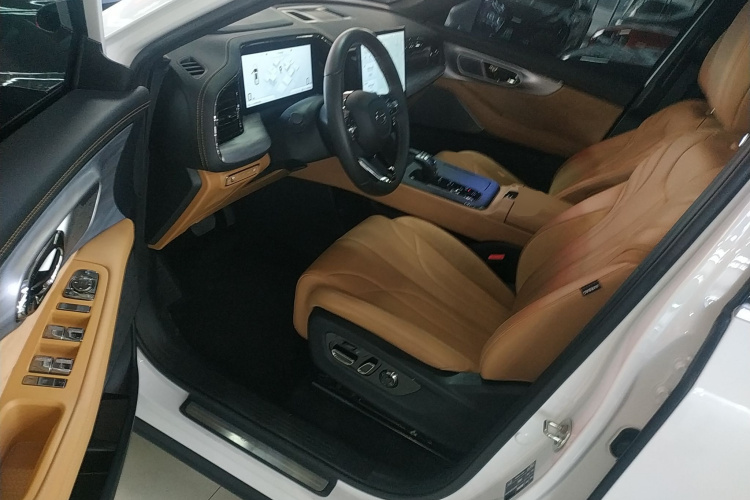 GAC Trumpchi ES9 2023 #13 GAC Trumpchi ES9 2023 car image #13