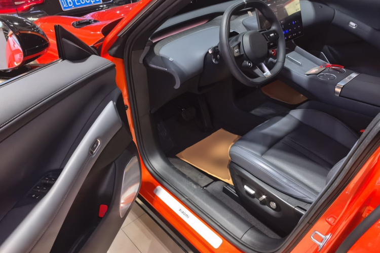 MI YU7 2025 car image #13