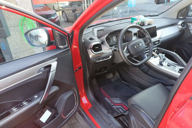 GEELY Coolray 2019 #13 GEELY Coolray 2019 car image #13