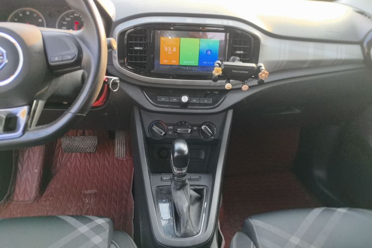 MG 3 2019 car image #13