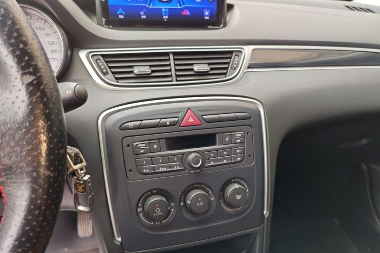 Peugeot 308 2016 imagen de coche #13