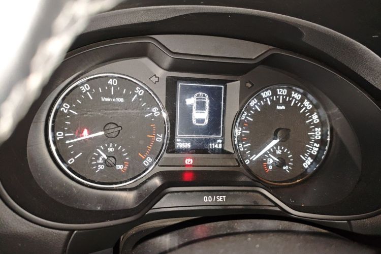 Skoda Octavia 2016 car image #13
