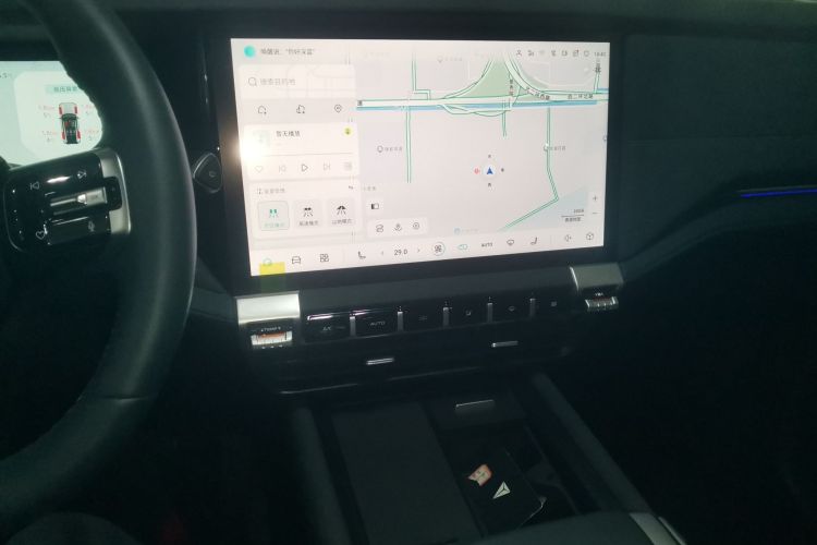 Deepal G318 2024 изображение автомобиля #13