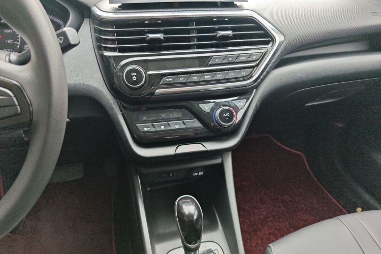Changan Alsvin 2020 car image #13