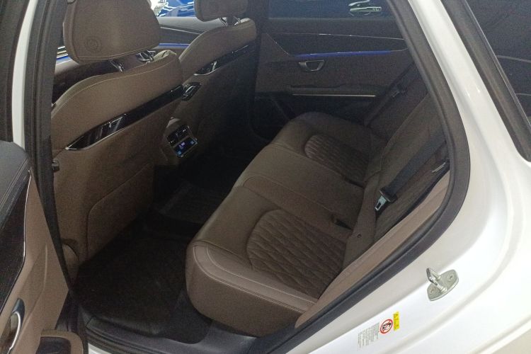 BYD Han 2021 car image #13