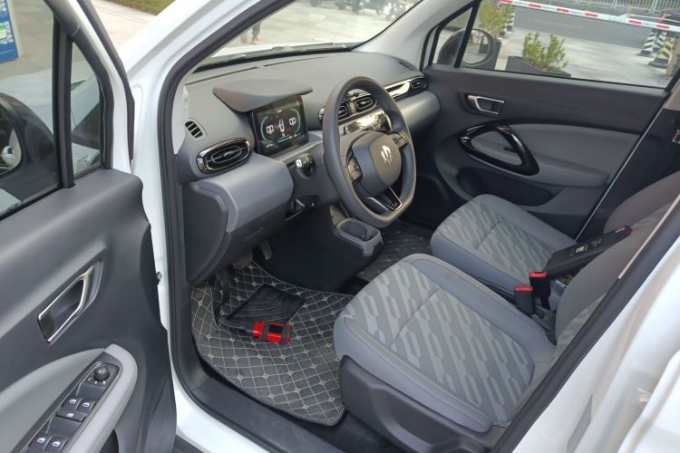 零跑汽车 零跑T03 2024 汽车图片 #13