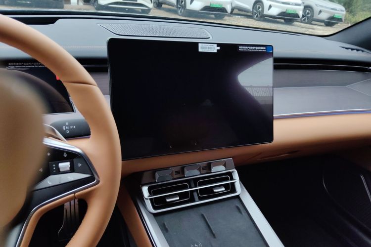 BYD HanL 2025 изображение автомобиля #13