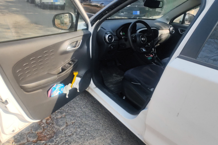 MG 3 2019 car image #13