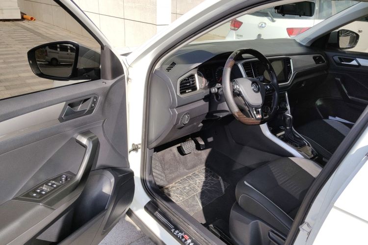 T-Roc 2020 #13 T-Roc 2020 car image #13